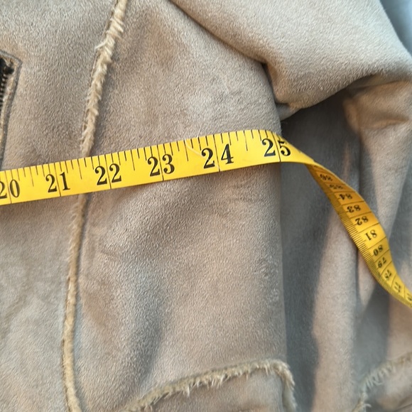 Torrid EUC Vegan Suede Jacket - Picture 5 of 8